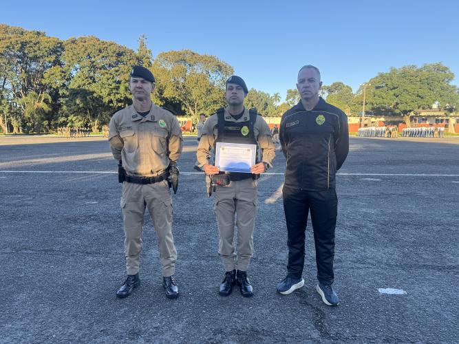 Desfile Quinzenal 9 abr. 26